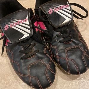 Girls cleats